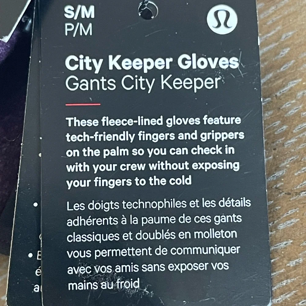 S/M Lululemon City Keeper Gloves - Picture 8 of 8